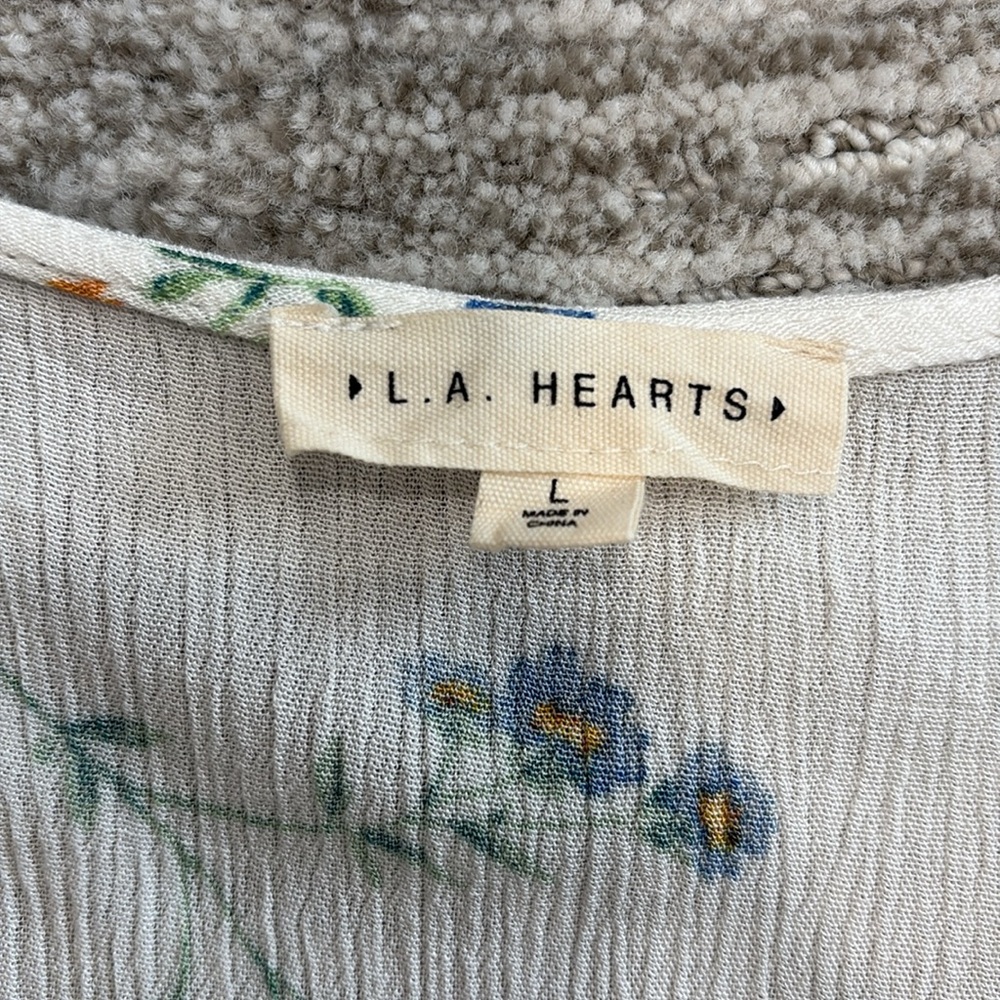 LA Hearts Floral Crinkled Babydoll Dress Size Large Short Sleeve Plunge V-Neck - Picture 2 of 13